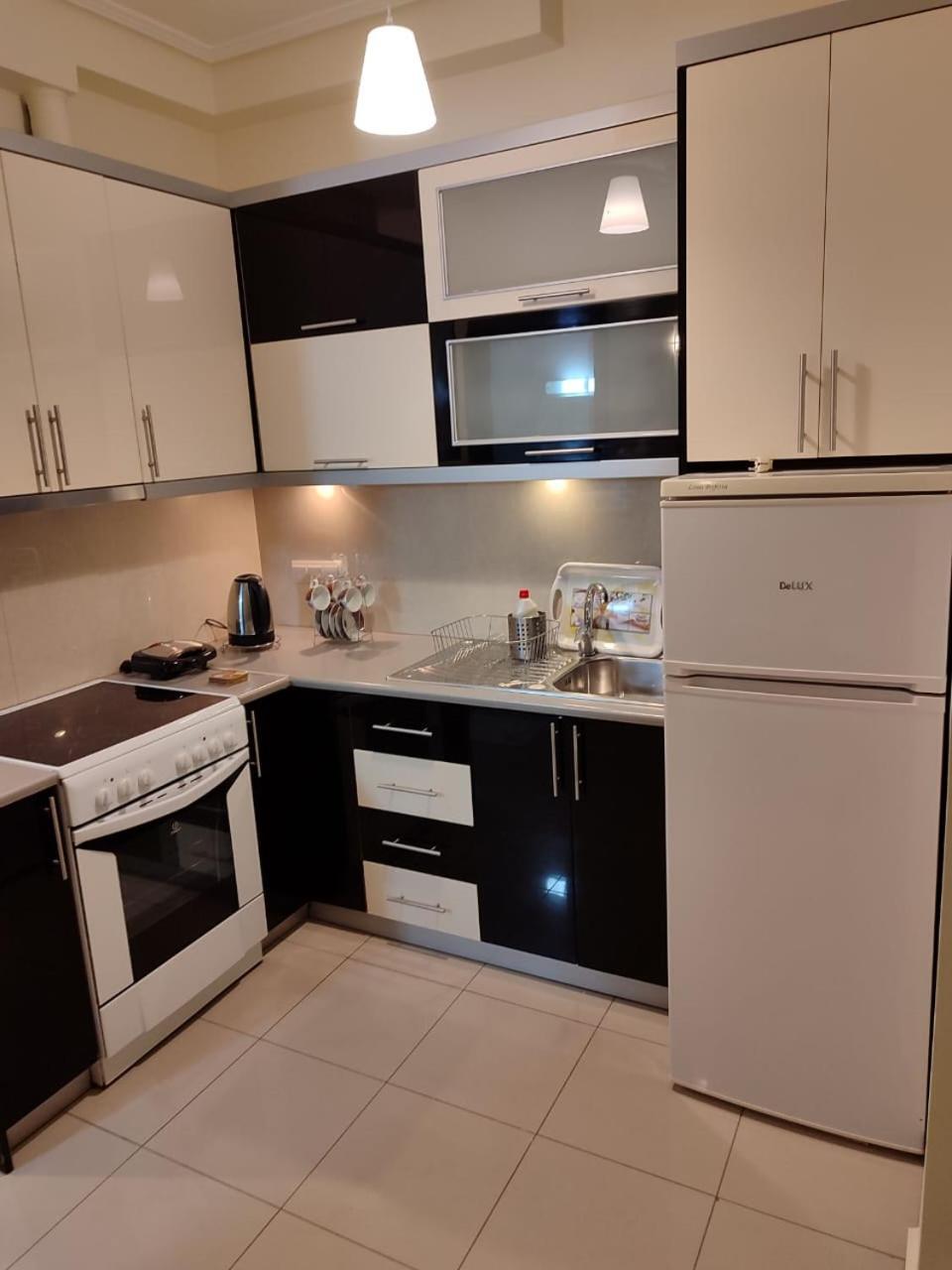 Adam Apartments Σαράντα Εξωτερικό φωτογραφία